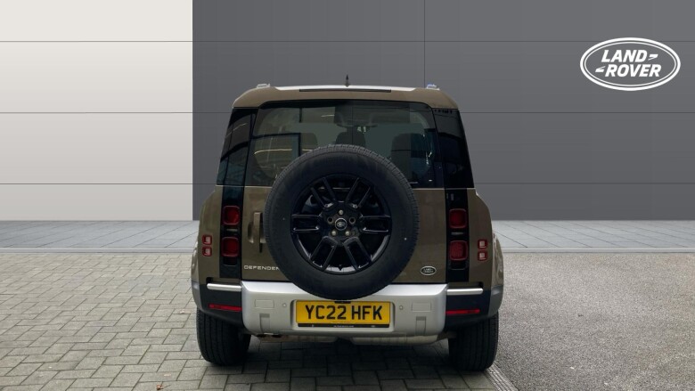 Land Rover Defender 3.0 D250 SE 110 5dr Auto [7 Seat] Diesel Estate